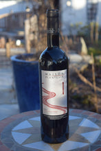 Laden Sie das Bild in den Galerie-Viewer, Cotes du Rhone Villages Sablet Rouge Cuvee Aka Saka - Maison Plantevin